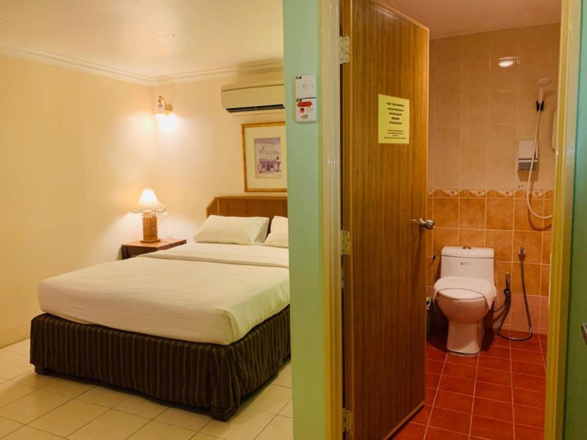 Malacca Hotel Johan מראה חיצוני תמונה